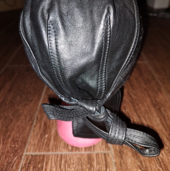 Real Leather Biker Skull Cap - Picture 3 of 8